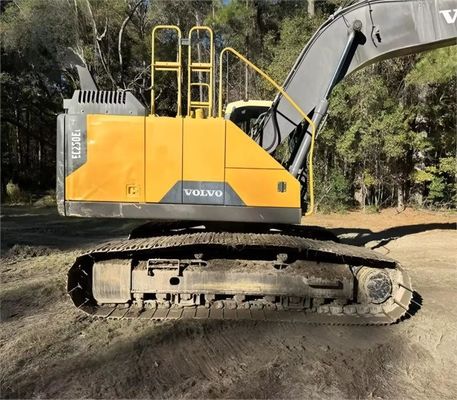 20900KG अच्छी स्थिति में दूसरा हाथ वोल्वो EC220D 123kw शक्ति के साथ वोल्वो D6H इंजन मॉडल