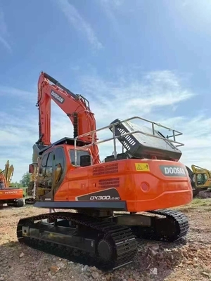 मूल कोरियाई आयातित Doosan DX300LC उत्खनन यंत्र, 30-टन परिचालन भार, 0.64-1.75m³ बाल्टी, 151kW शक्ति
