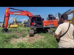 मूल कोरियाई आयातित Doosan DX300LC उत्खननकर्ता, 30-टन परिचालन भार, 0.64-1.75m³ बाल्टी, 151k